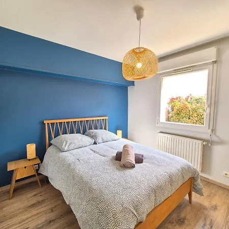 Le Clos Des Farges #clim#parking#terrasse Apartment *