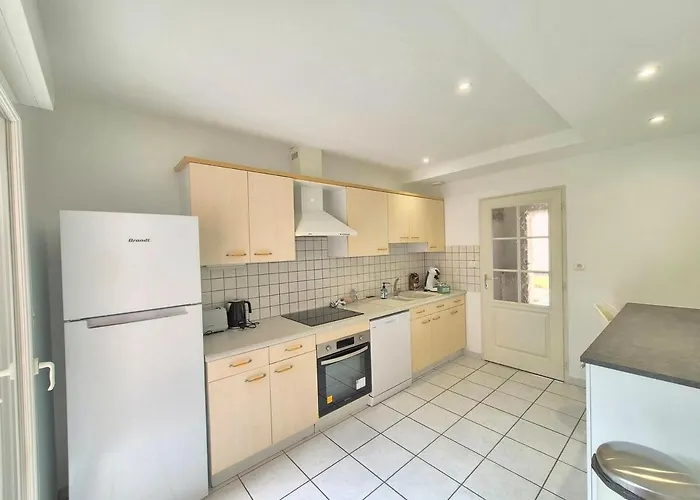 Le Clos Des Farges #clim#parking#terrasse Meuble Classe 3etoiles 公寓